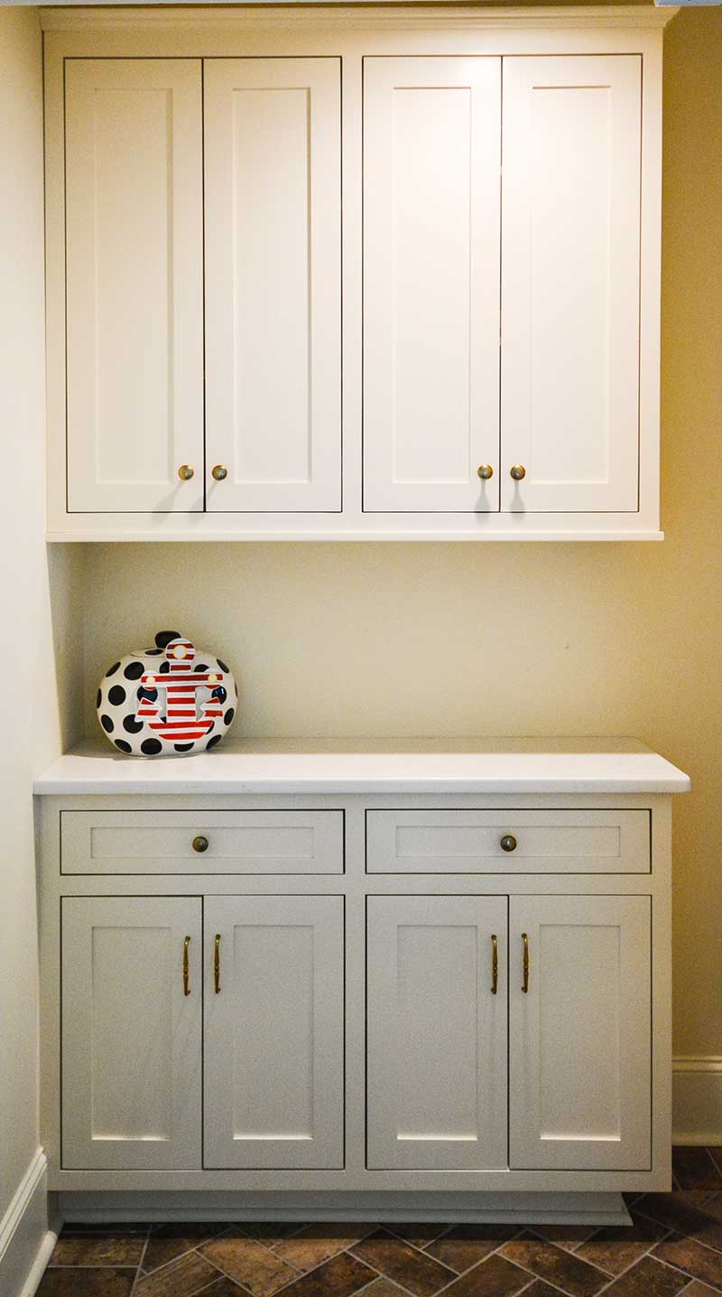 Simmons Custom & Millwork